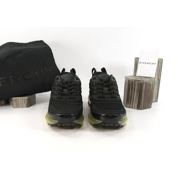 Givenchy GIV 1 Black Calf Leather Oversize Sneakers 38.5 NIB - Picture 3 of 12